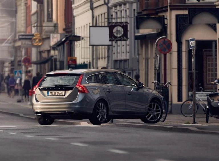 Προσοχή: Ανακαλεί μοντέλα η VOLVO για αντικατάσταση του σωλήνα καυσίμου